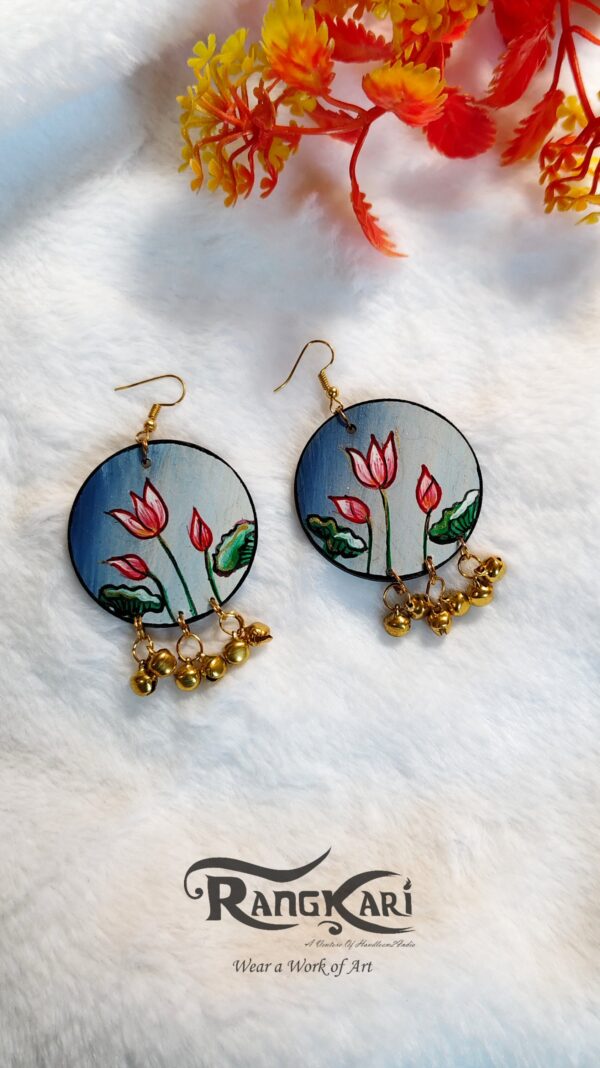 "NANDI’S BLOSSOM" Hand-Painted Jewellery Set - Image 3