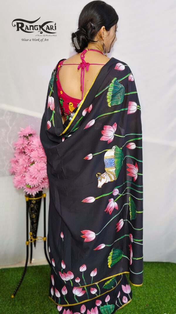 "PADMA PICHWAI" Hand-Painted Mulmul Cotton Saree - Image 4