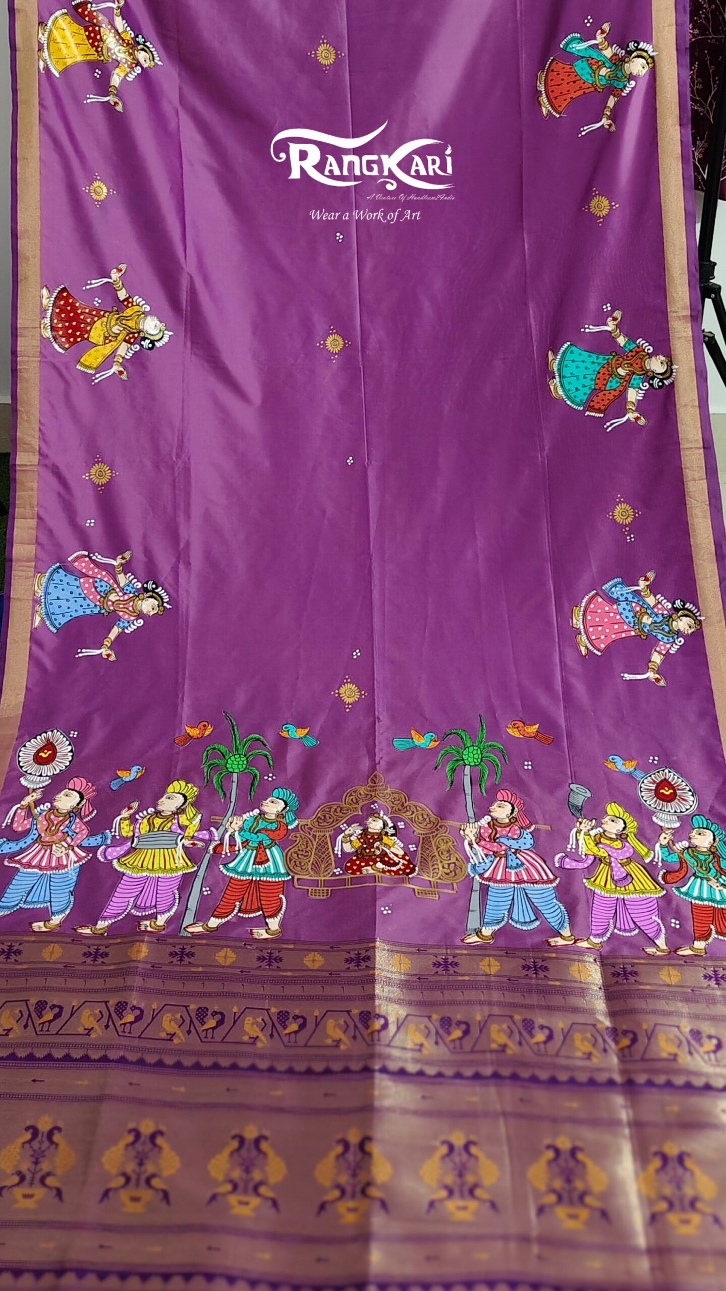 "DOLI BARAT" Fusion of
Hand-Painted Pattachitra & Paithani Saree - Image 5