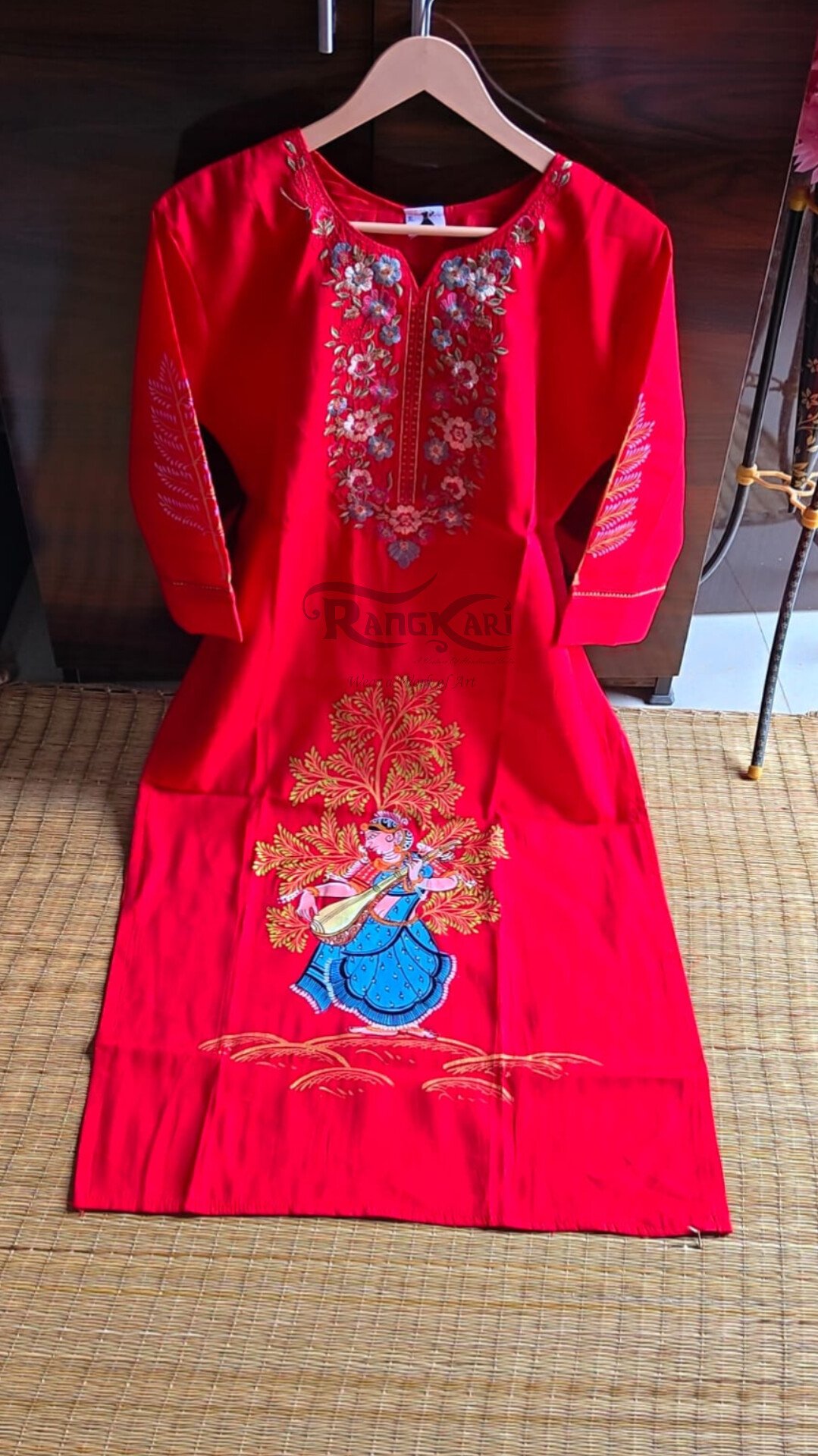 VEENA VARNAM Hand Painted Patachitra Silk Kurti - Nartaki with Veena Design - Image 2