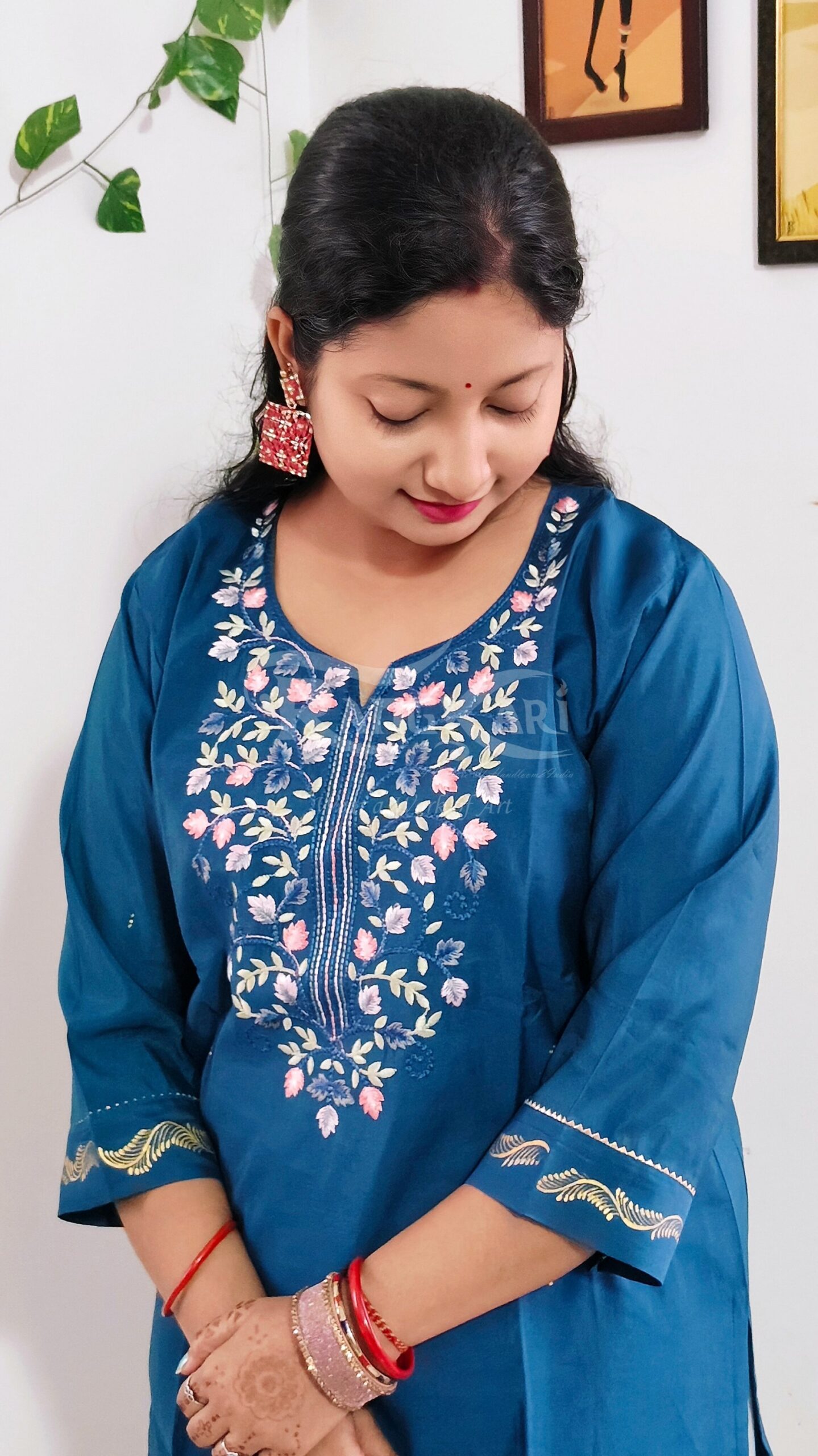 2026/05/1000643468-scaled.jpg nritya neel hand painted patachitra silk kurti nartaki theme copy