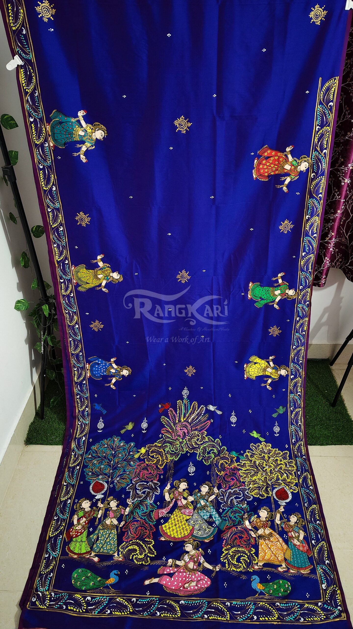 2026/05/1000644524-scaled.jpg raja utsav hand painted mango silk saree