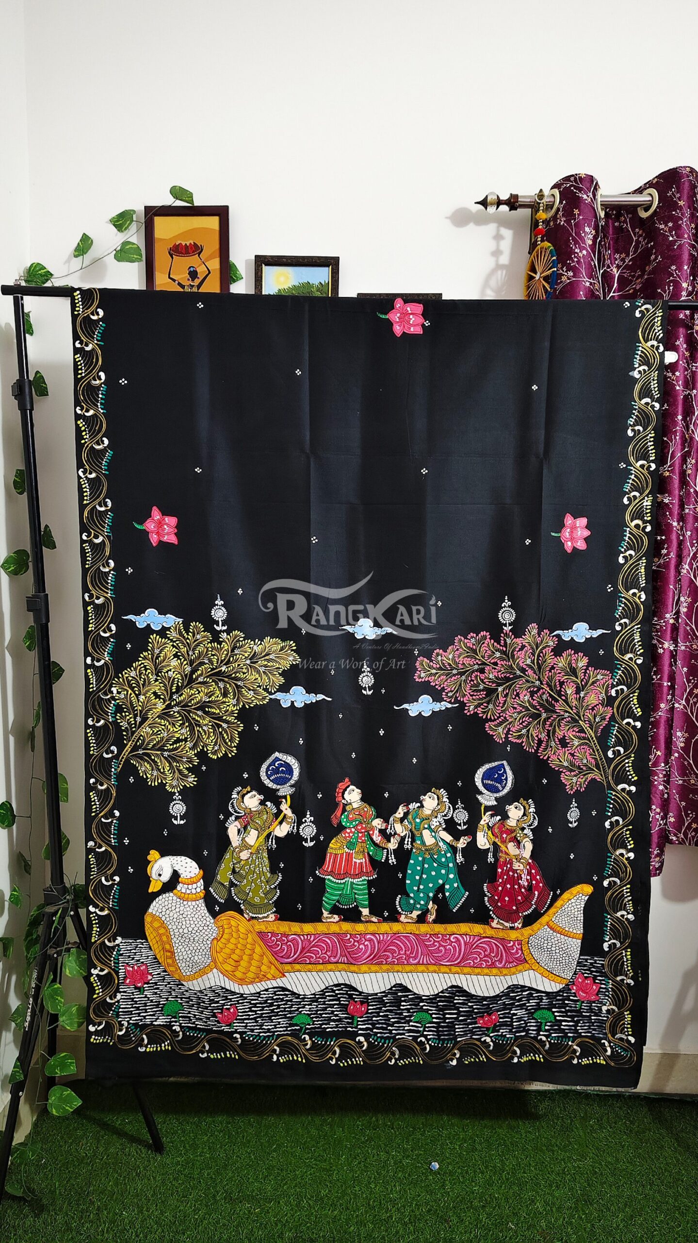 2026/05/1000644608-scaled.jpg boita rasa hand painted pattachitra silk saree